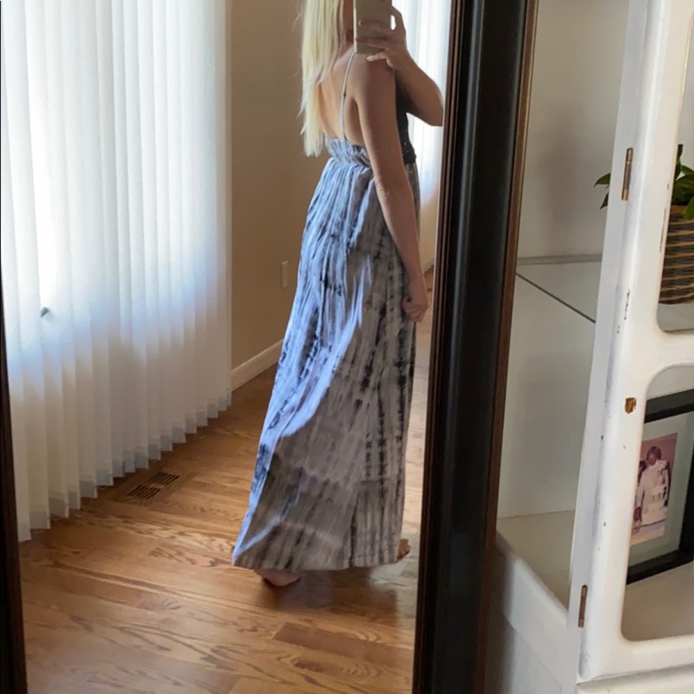 Xhilaration blue, gray, and white tiedye maxi